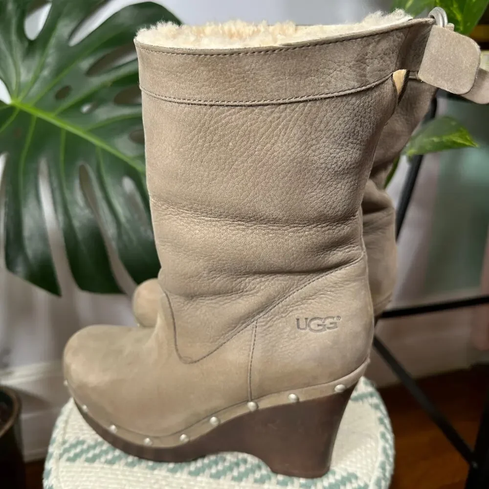 UGG Australia Carnagie Wedge Boots Shearling Cuff Suede Studded Sz‎ 8